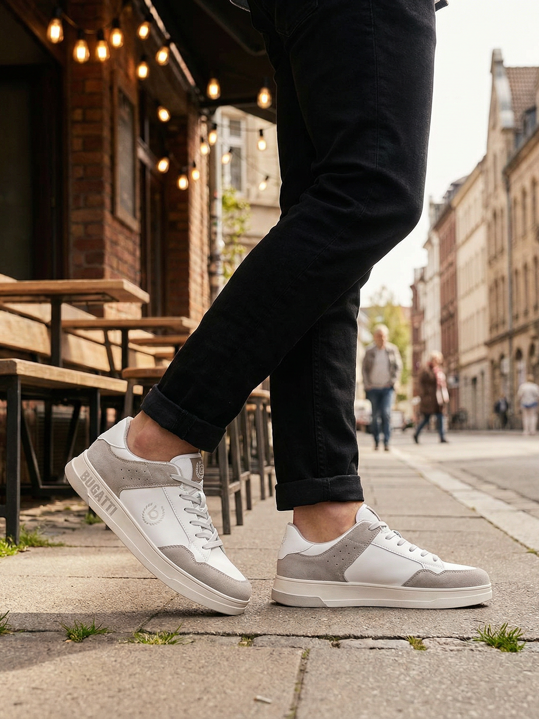 UrbanWalk Casual Shoes - Image 2